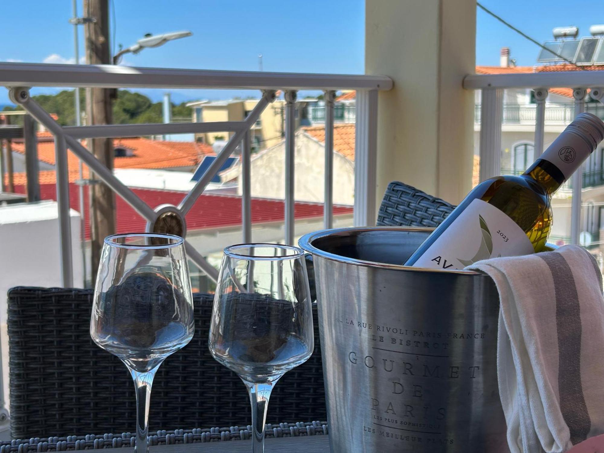Brati II Beach Hotel Arkoudi Buitenkant foto